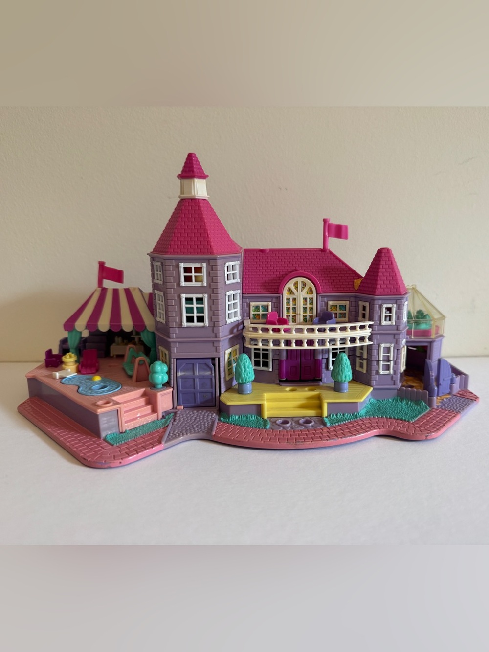 Vintage 1994 Bluebird Polly Pocket Light-Up Magical Mansion
